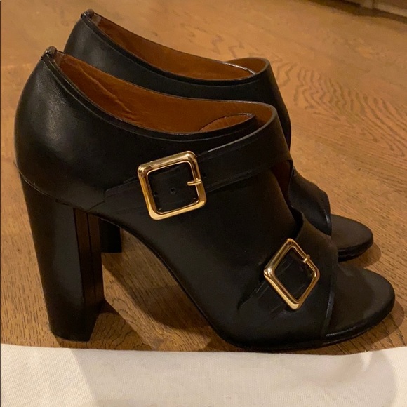 Chloe - Picture 7 of 7